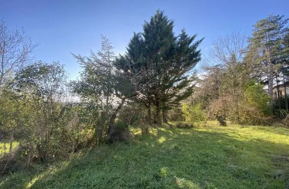 Terrain à bâtir de 956 m² à MONTASTRUC-LA-CONSEILLERE (31)